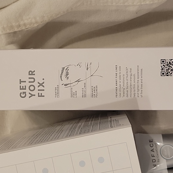NuFACE Facial Toning and Line Smoothing Device Set - Picture 6 of 6